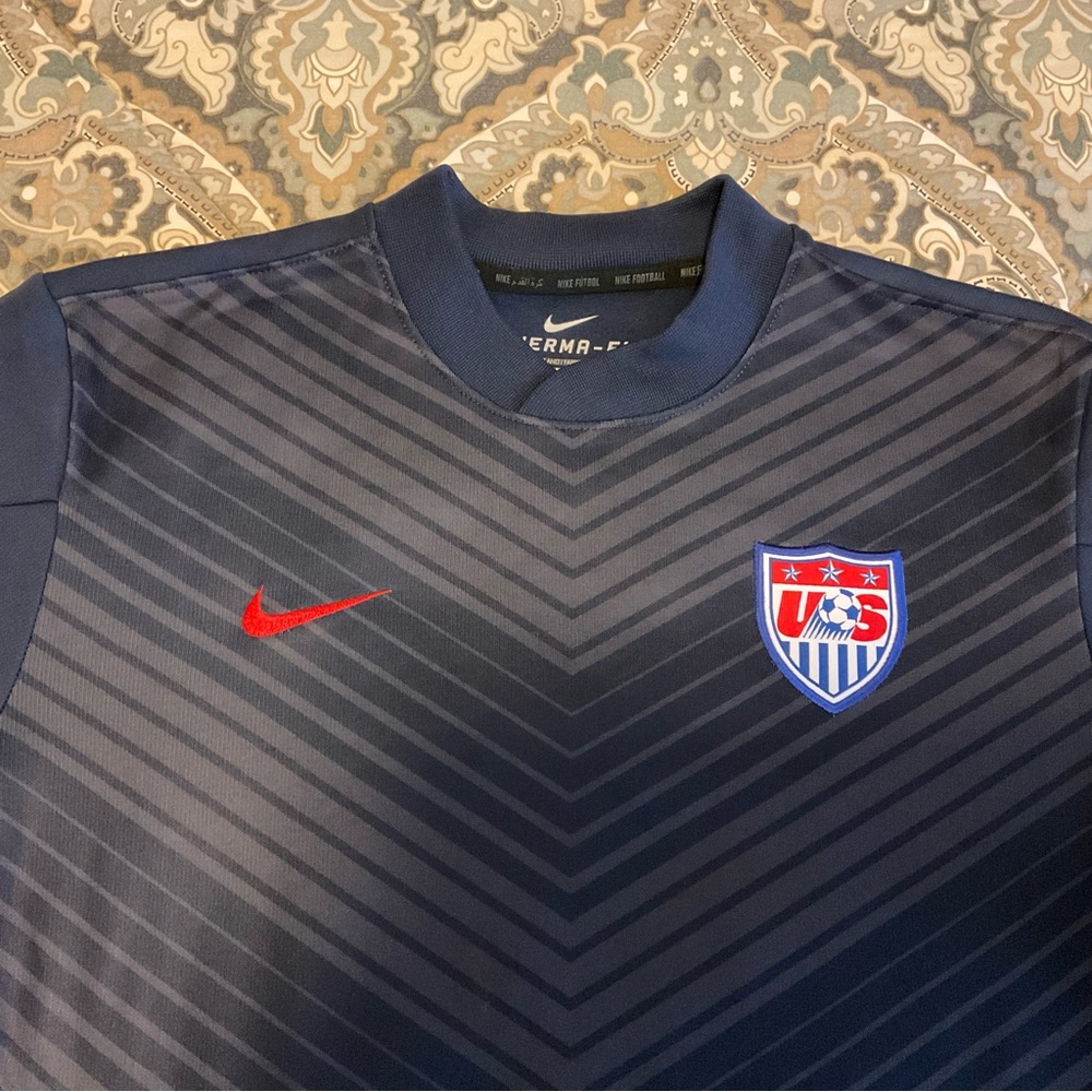 Mint Vintage Nike Therma Fit 2008 USA USWNT Soccer Pullover Women’s Sz M Worn 1x - Picture 2 of 11